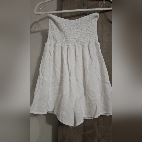 PACSUN LA Hearts Strapless Smocked Bodice Romper in white. Size XS NWT - Picture 6 of 15